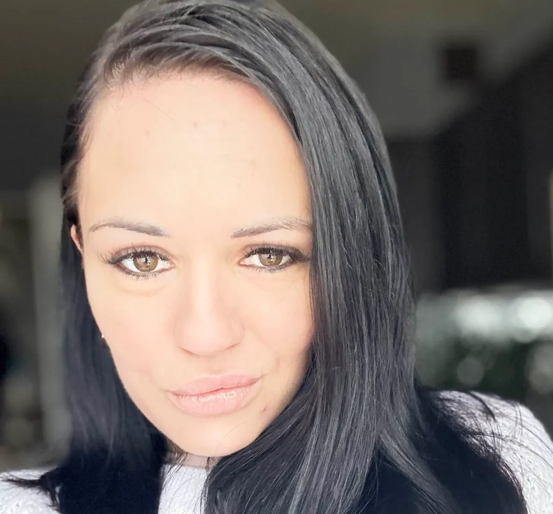 anyuta_devochkademon