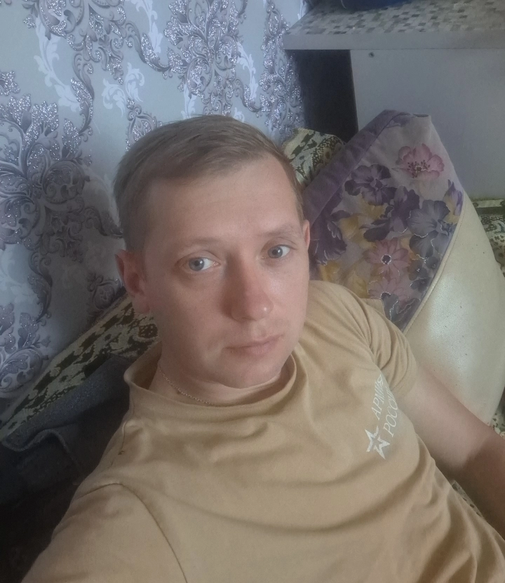 mikhail.563